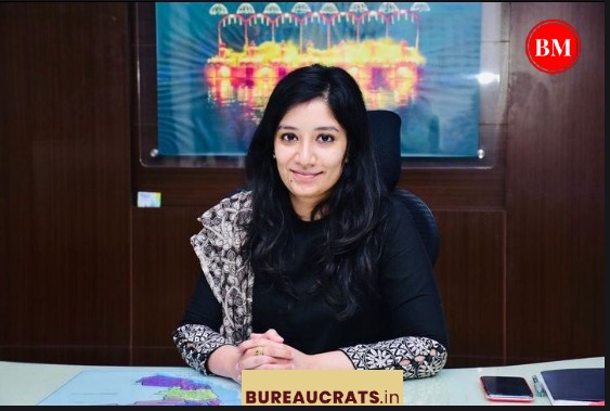 “IAS Anupama Anjali, an IPS Officer’s Daughter, Cracked UPSC with This Strategy”